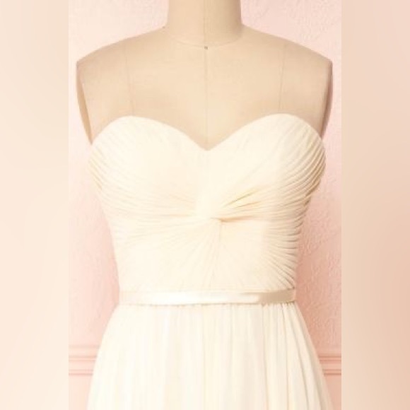 Strapless Ivory Gown - Picture 2 of 7